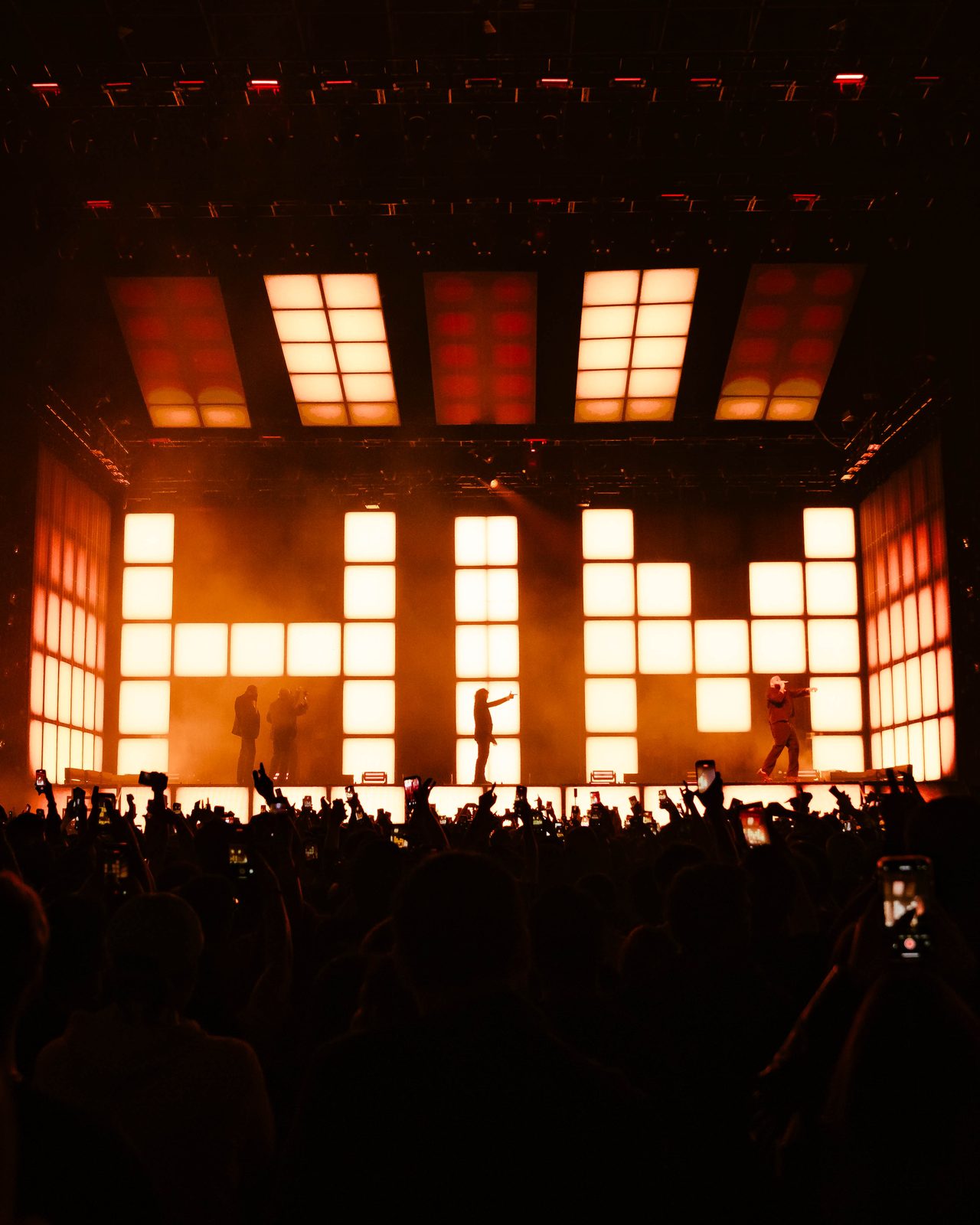 Lighting design for Eladio Carrión on LATAM Tour 2025
